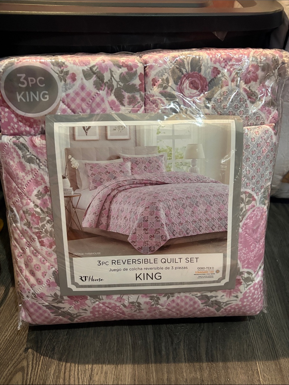 King 3-Piece Reversible Quilt Set - Pink Floral